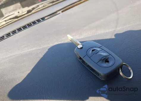 2000 Volkswagen Jetta Gls from USA, damaged, VIN 3VWSC29M9YM169277